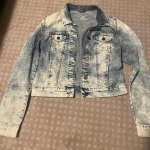 SOLD! Cropped demin jacket